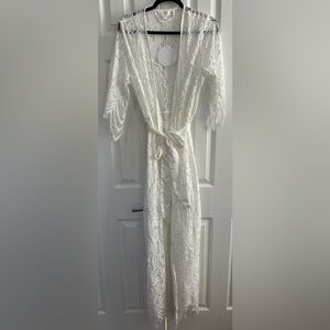 NWT Le Rose bridal bride full length Maxi white lace robe size S/M